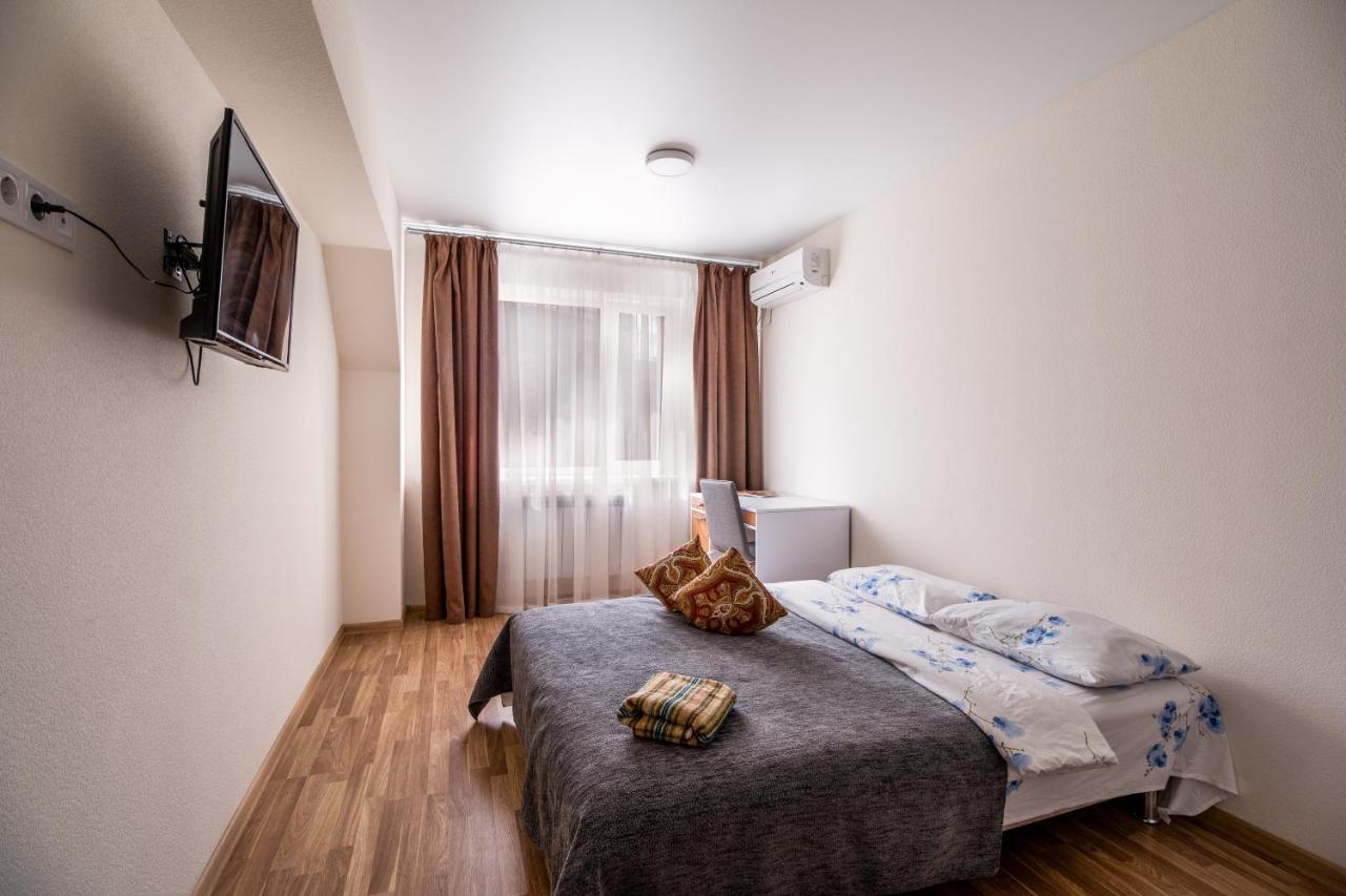 Home Inn Kijów Zewnętrze zdjęcie